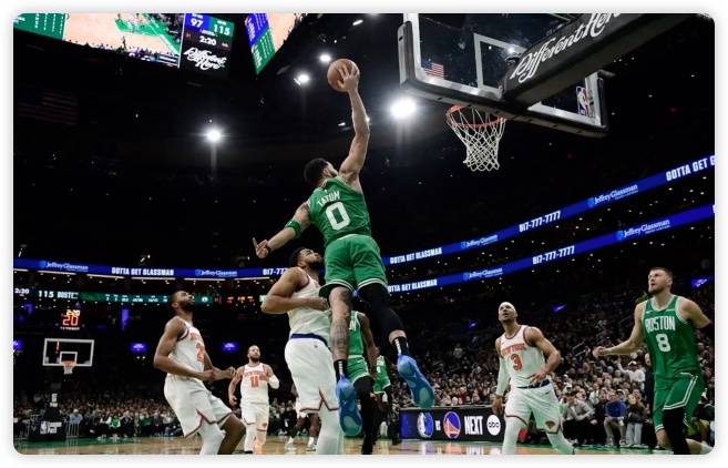 塔圖姆準(zhǔn)三雙唐斯空砍24+18 綠軍全場壓制輕取尼克斯